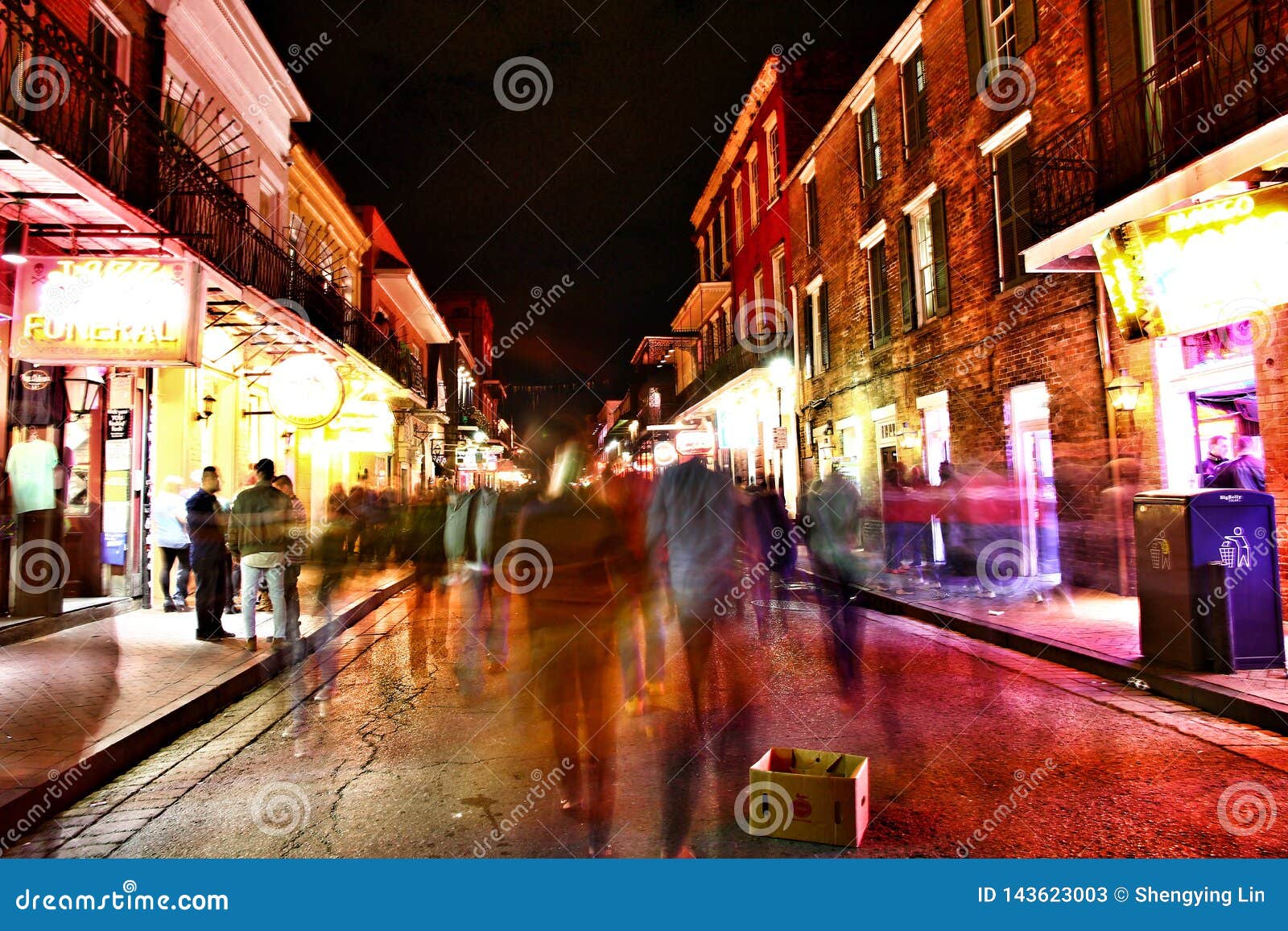 Pubs And Bars With Neon Lights In The French Quarter New Orleans Louisiana Image Stock Image Du Pubs Orleans