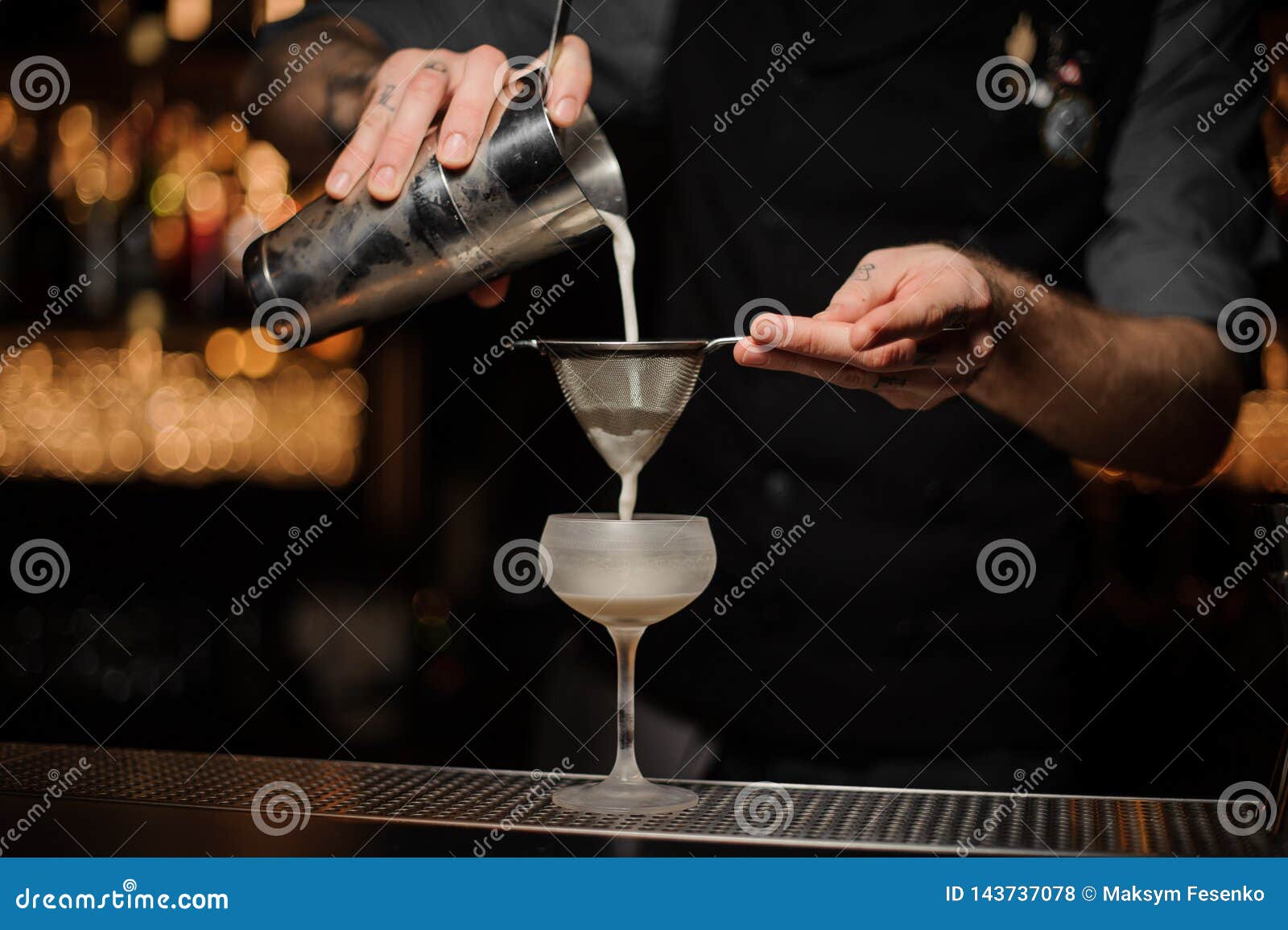 disloyalty Twinkle crown Bartender Pours Cocktail Adding Sour Mix in Glass Stock Photo - Image of nightclub, cocktail: 143737078 disloyalty Twinkle crown Bartender Pours Cocktail Adding Sour Mix in Glass Stock Photo - Image of nightclub, cocktail: 143737078