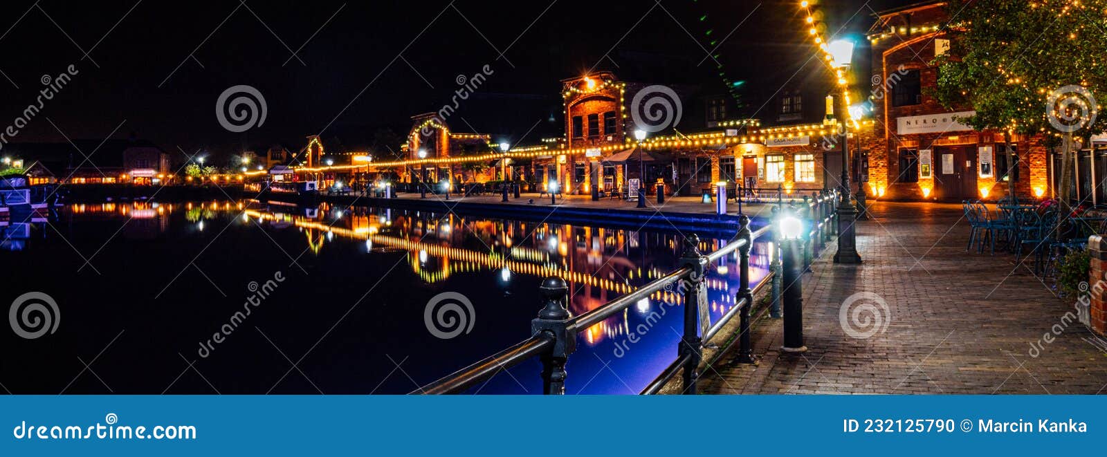 BartonunderNeedwood, England October 11,2021 ,Visit in the Night