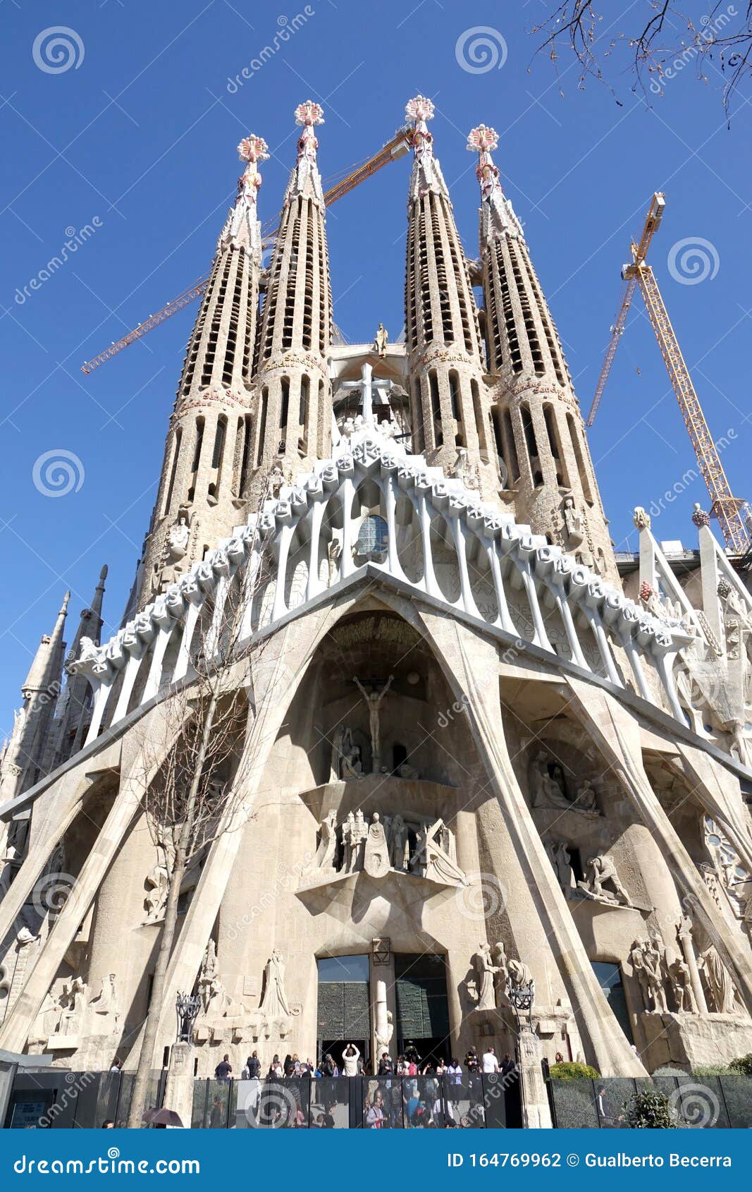 BasÃlica Y Templo Expiatorio De La Sagrada Familia Editorial Photography - Image of modern, gaudi: 164769962 BasÃlica Y Templo Expiatorio De La Sagrada Familia Editorial Photography - Image of modern, gaudi: 164769962