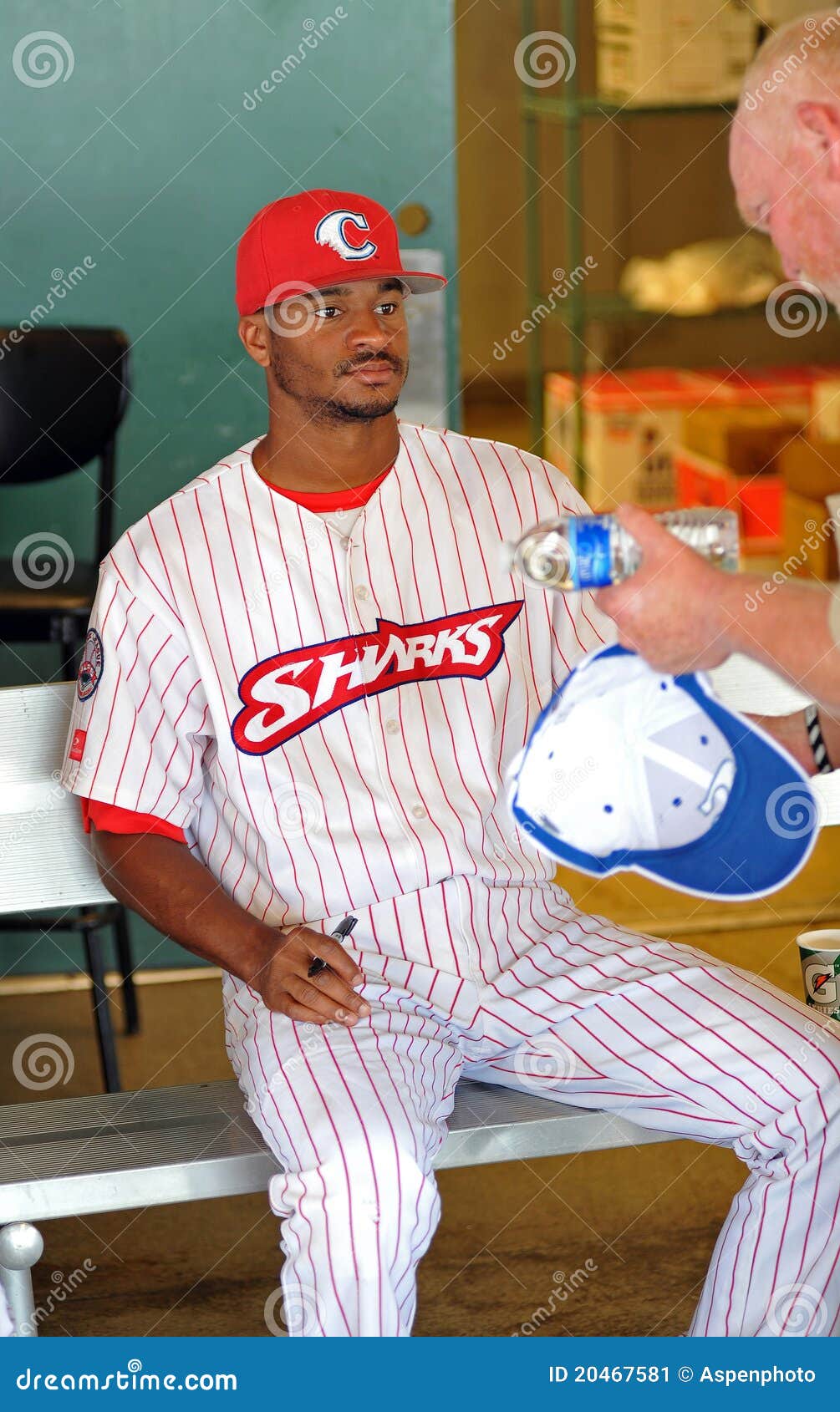 Baseball autographs editorial photo. Image of seated 20467581