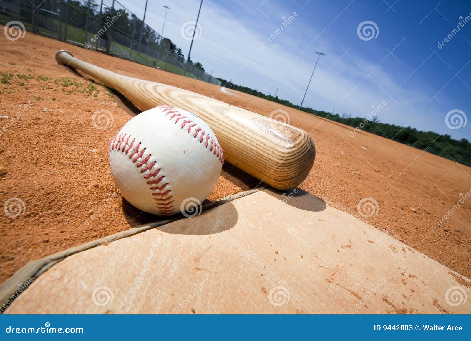 994 Baseball Bat Home Plate Photos Free Royalty Free Stock Photos From Dreamstime