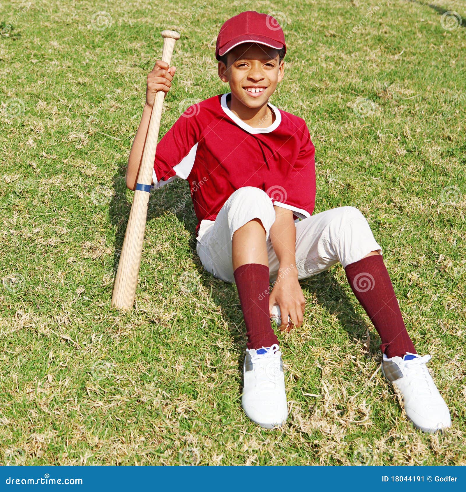 Арахисовый мальчик бейсбол