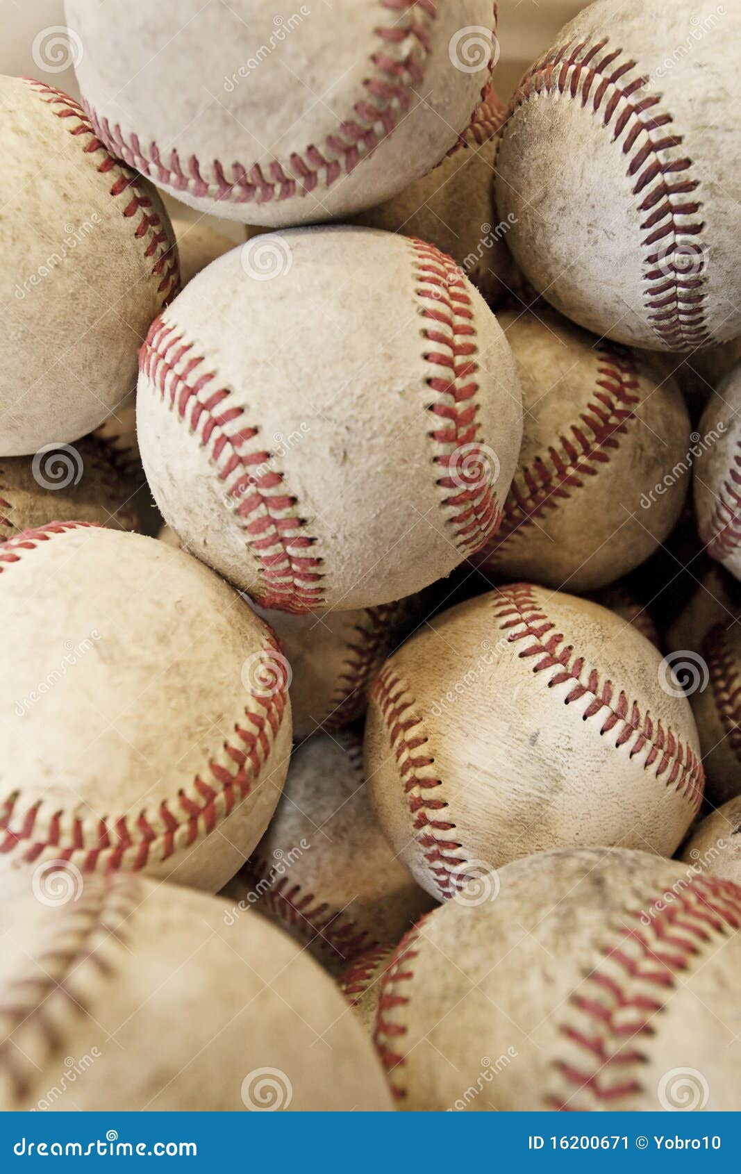 Veel en de partijen baseballs maken voor een grote honkbalachtergrond