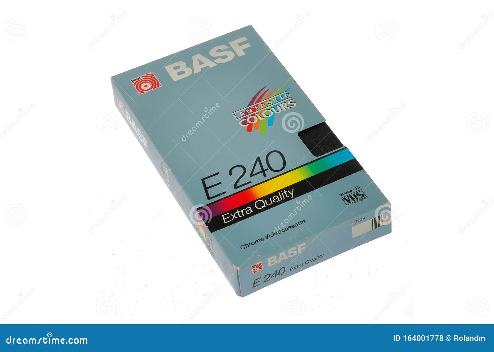 Băng VHS Video Tape Cassette BASF Stock Photo 240 là sản phẩm cho những ai yêu thích cảm giác retro. Với thiết kế với tính năng kĩ thuật cao, sản phẩm sẽ mang đến cho bạn trải nghiệm khác biệt trong việc lưu giữ những khoảnh khắc đáng nhớ của mình.