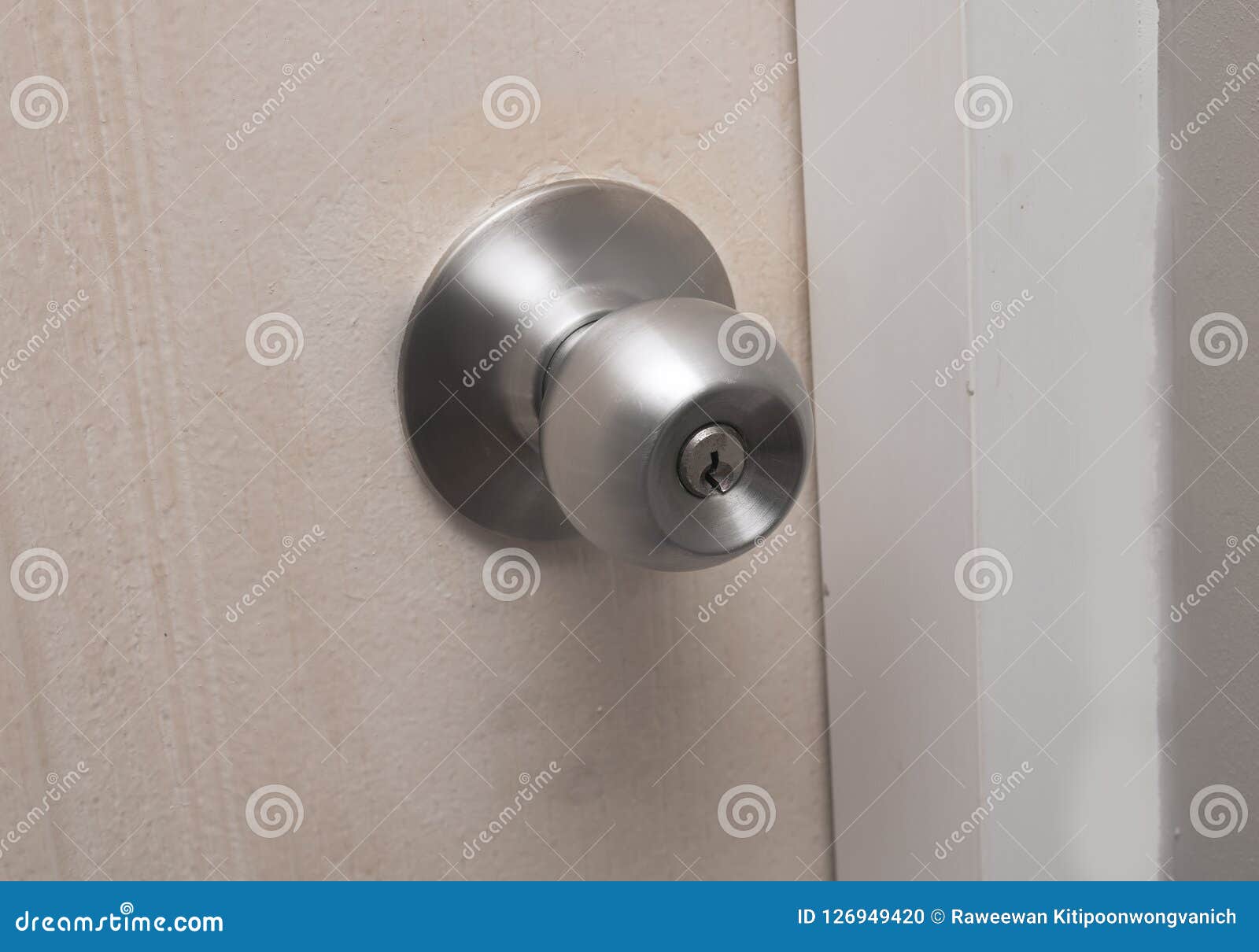 Basic Modern Door Knob Silver Color Interior Design Concept 126949420 