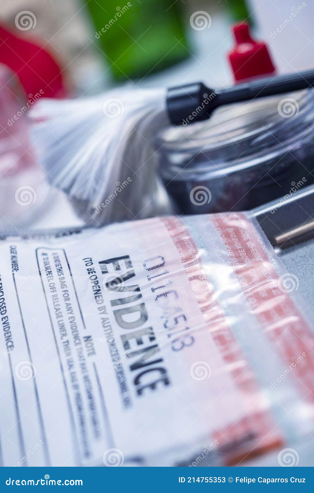 basic research utensilios with a evidence bag in laboratorio forensic equipment