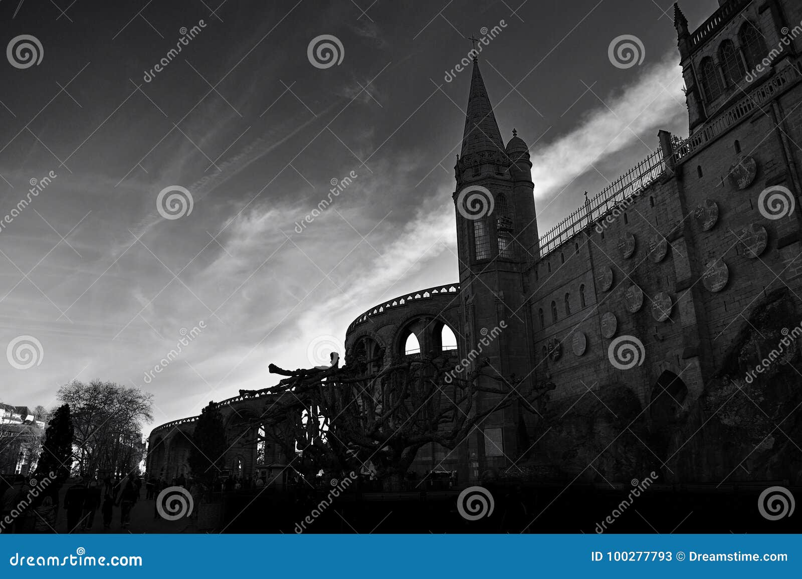 basilica notre dame du rosaire, france