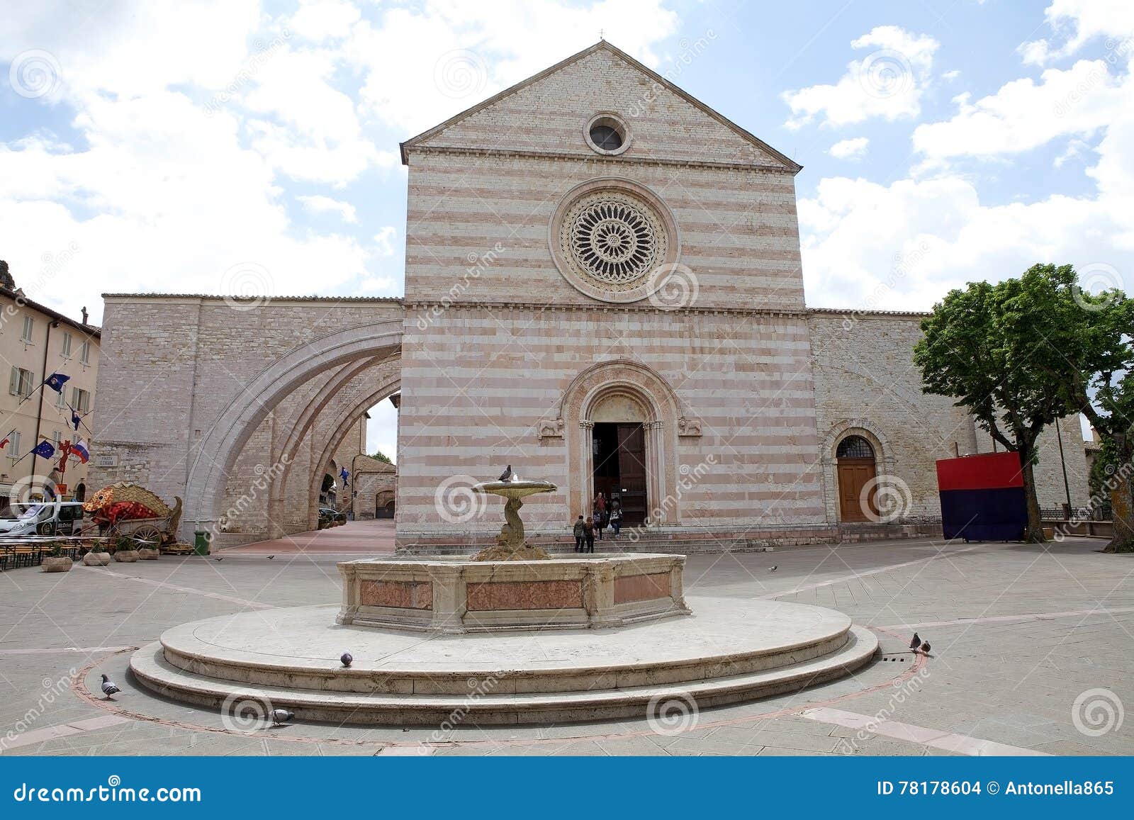 Basilica Of Saint Clare In Assisi Umbria Italy Editorial Stock Image Image Of European
