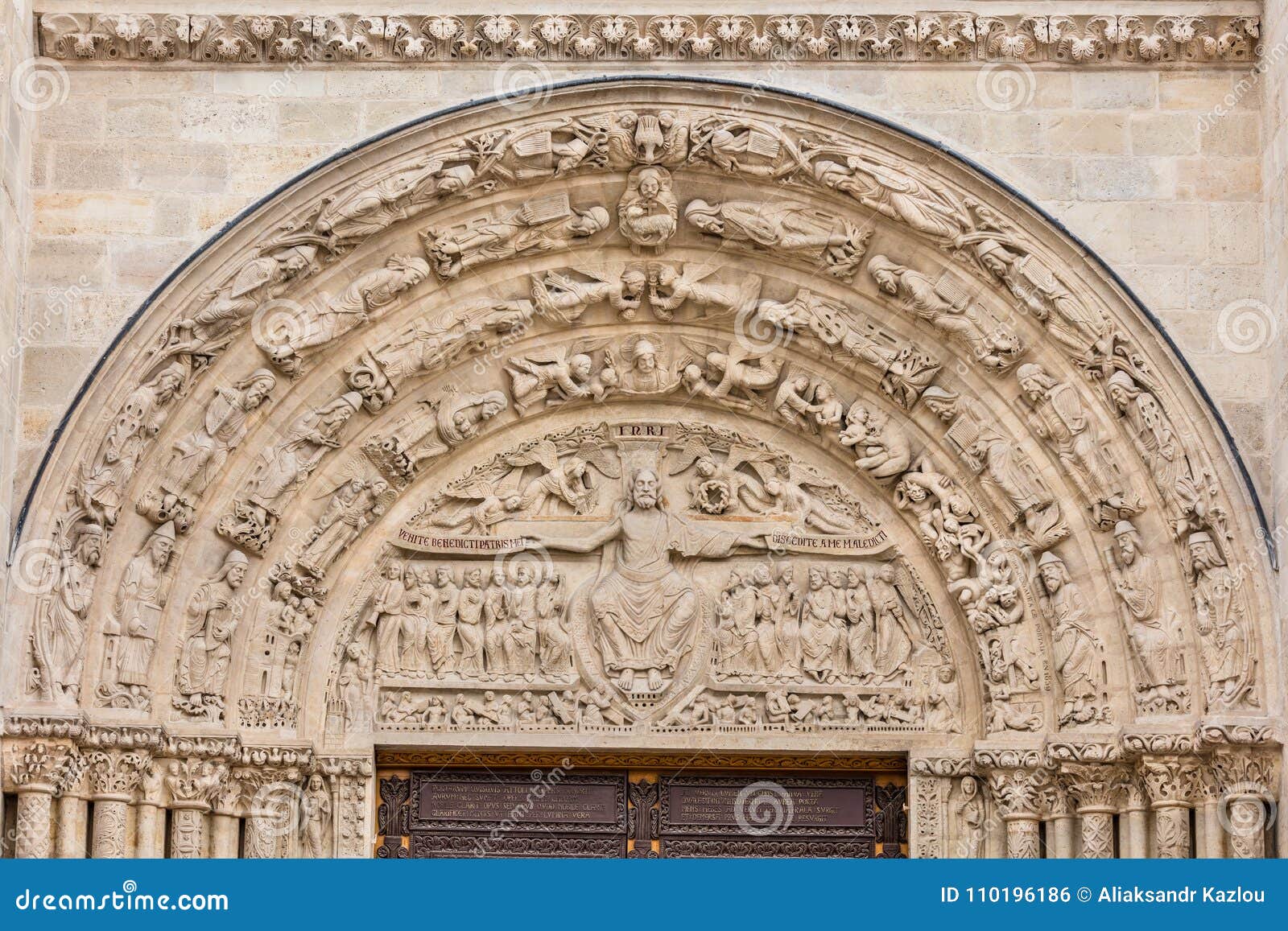 Basilica of Saint Denis: Architectural Details. Paris, France Stock Photo -  Image of catholicism, abbey: 110196186