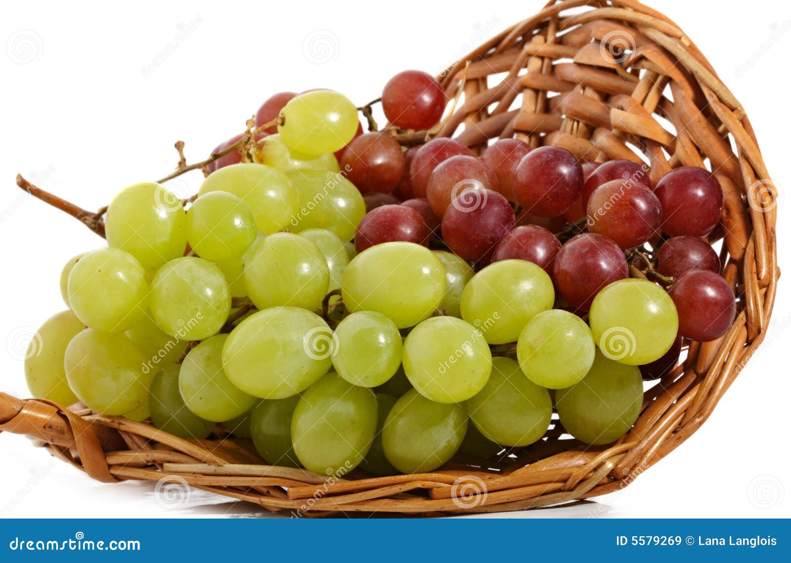 Basket of fresh grape stock image. Image of nutritious 5579269