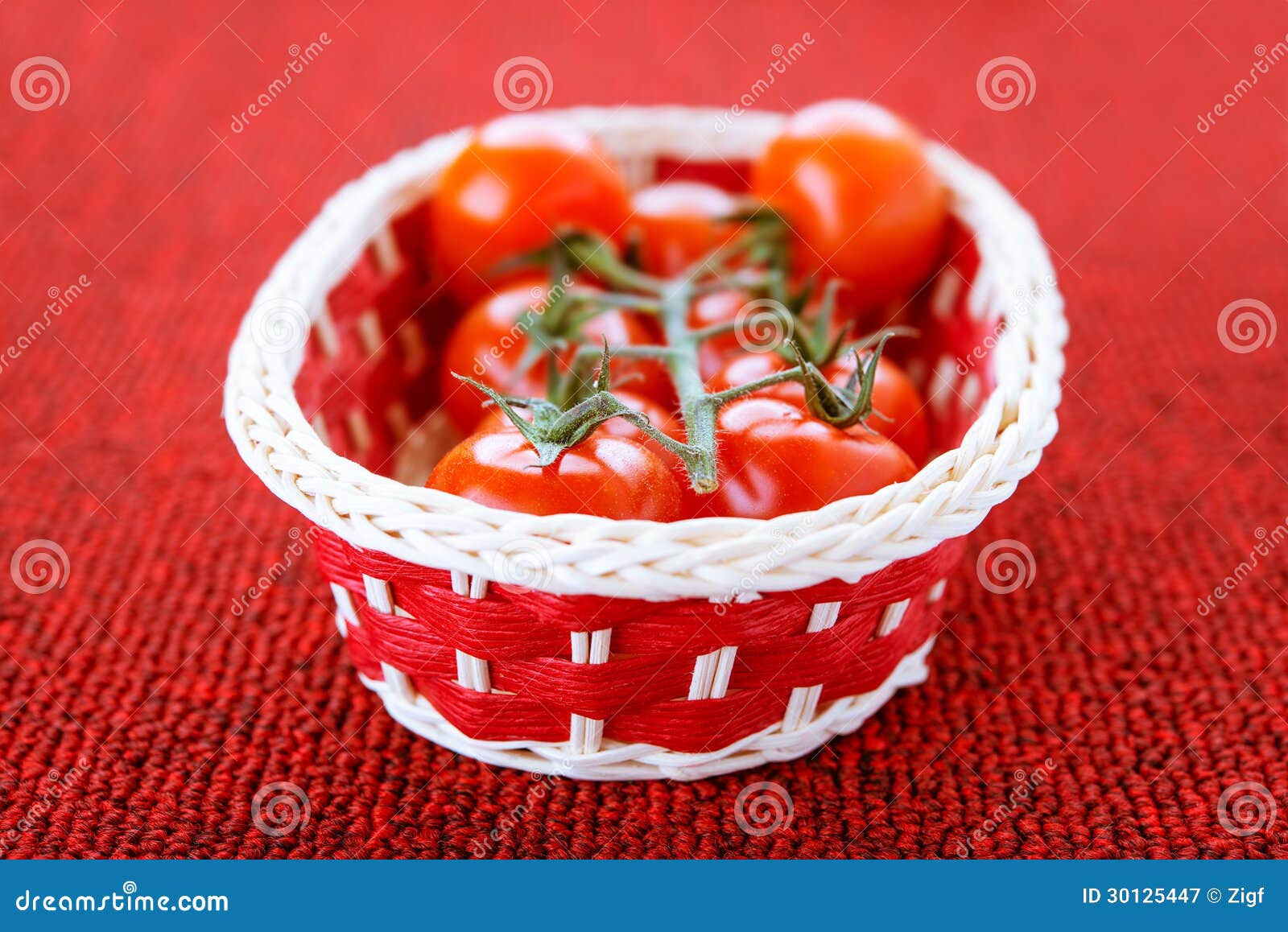Basket with ripe tomatoes stock image. Image of food 30125447