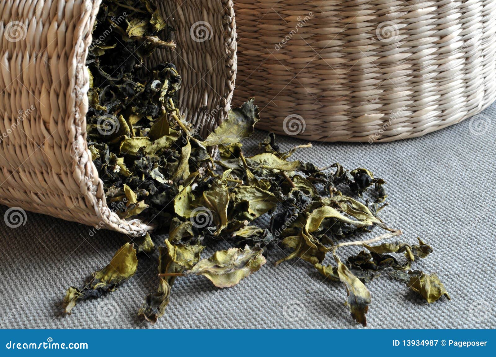 Baskets of tea leaves stock image. Image of green, culture 13934987