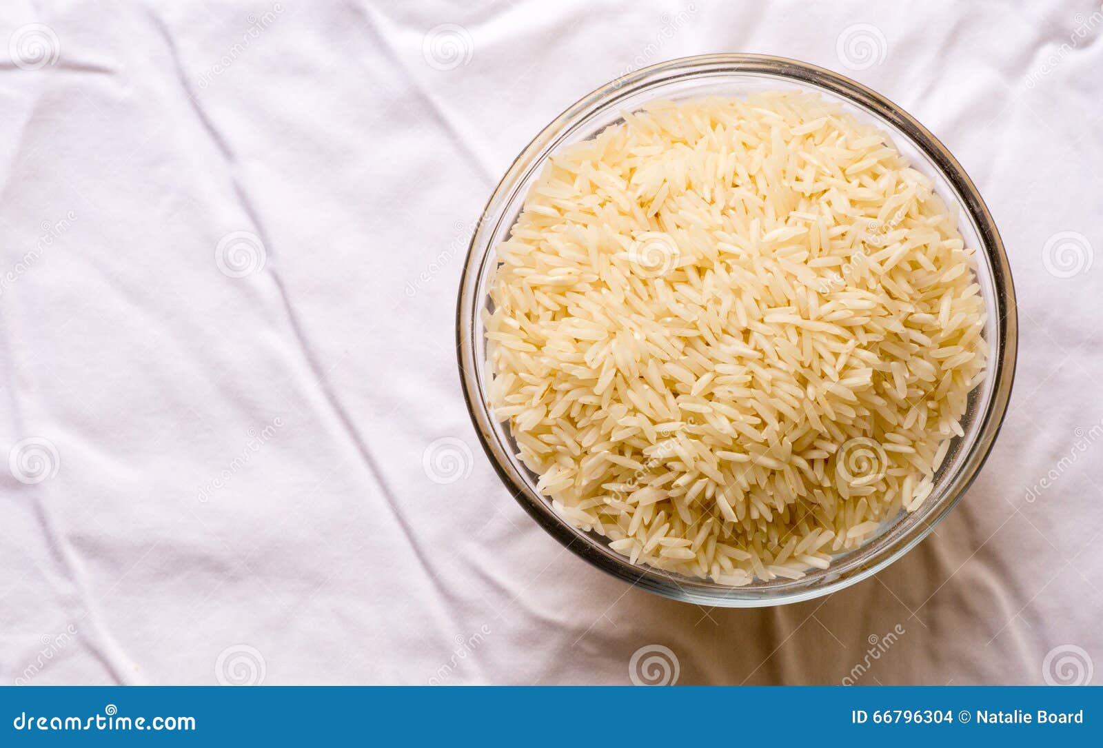 Basmati rijst stock foto. Image of eten, rijst, tafelkleed 66796304