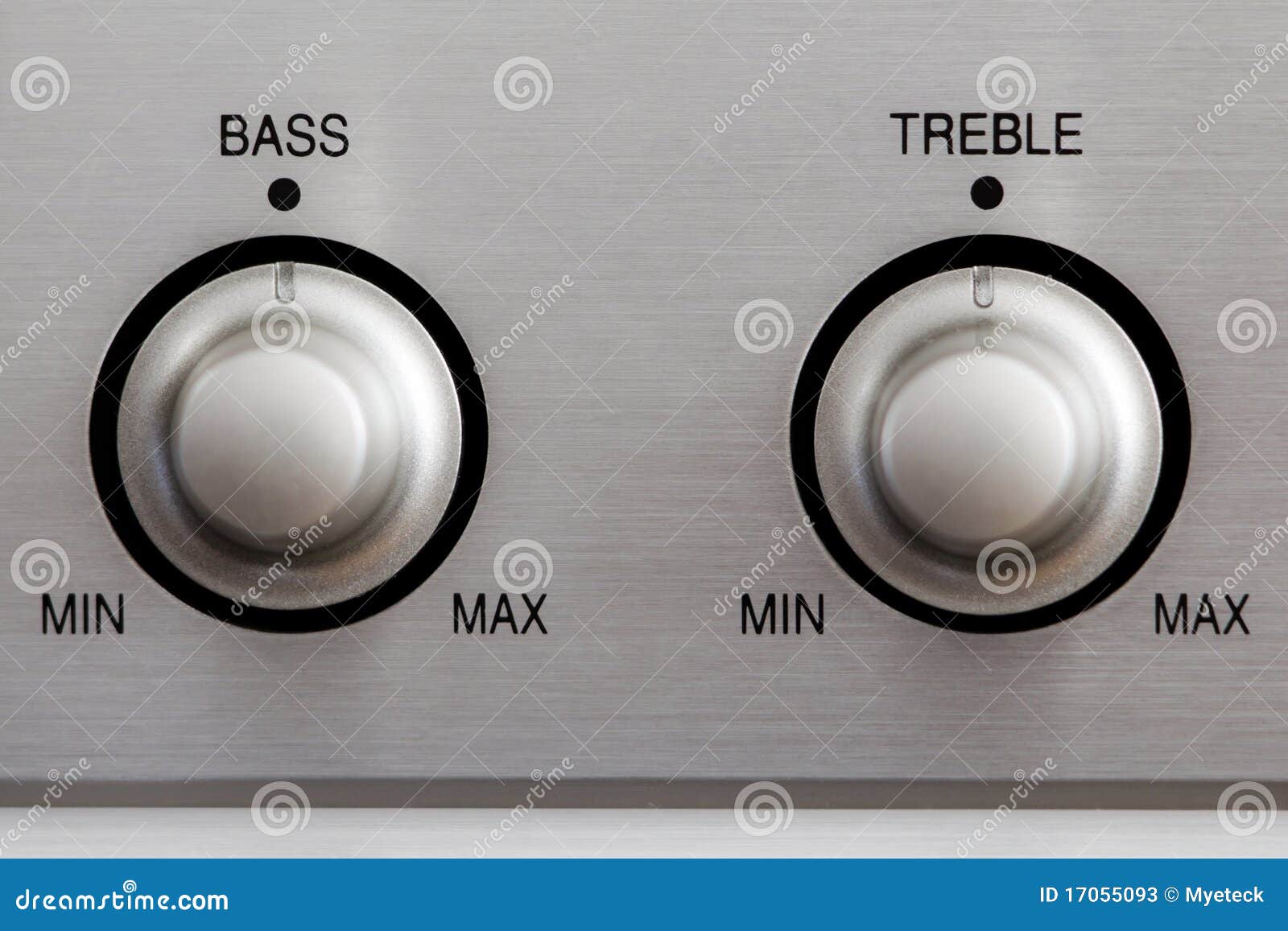 bass and treble knobs
