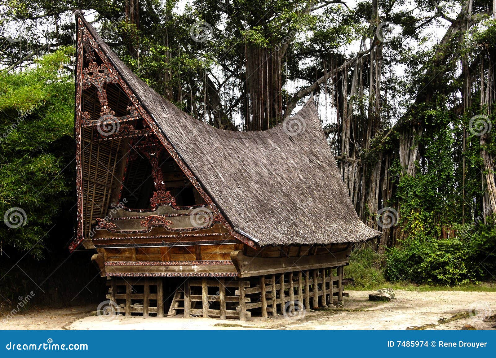 batak's house in sumatra