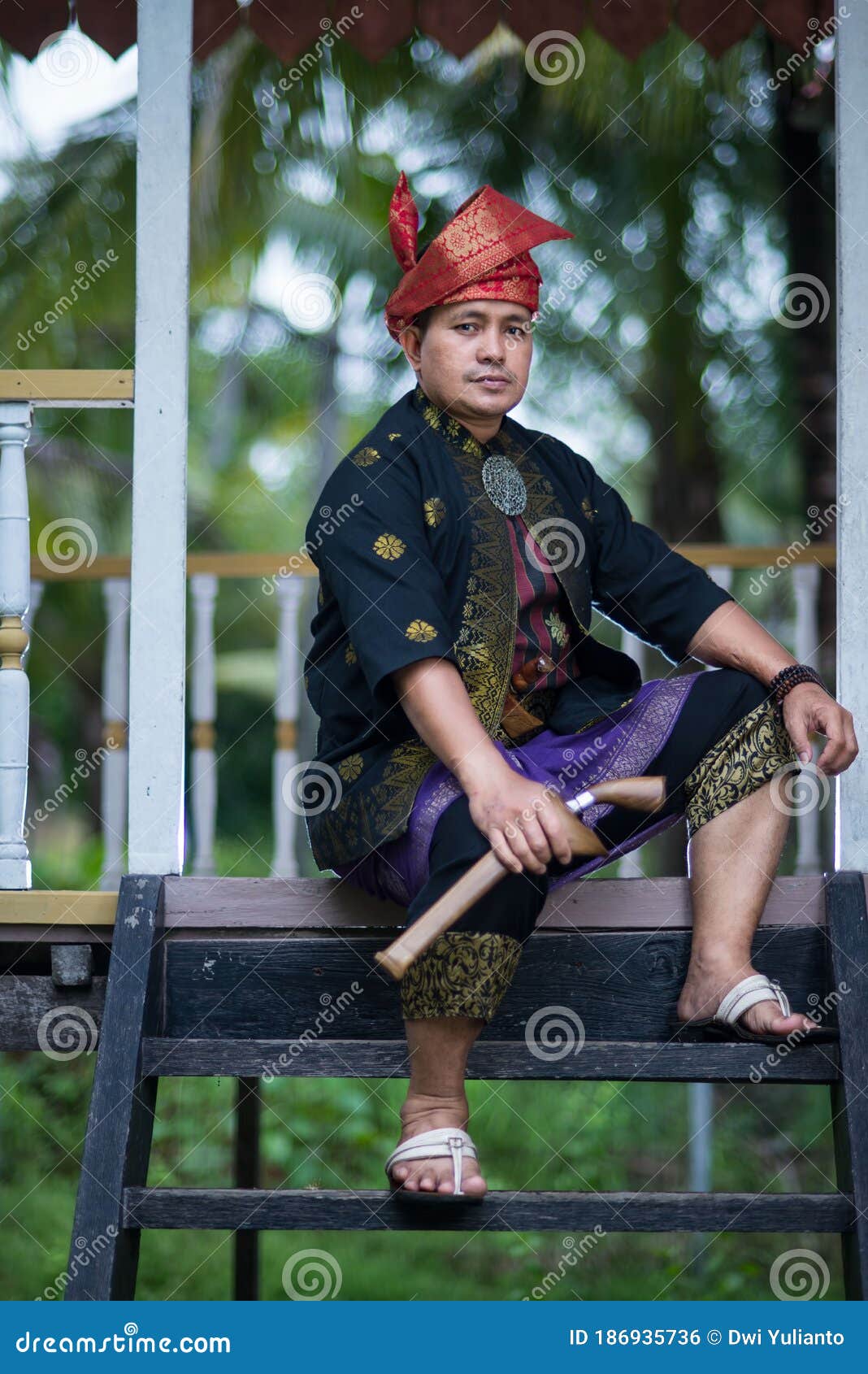 Batam Malay Traditional Men`s Clothing, Used by Royal Warriors / Swordsman  Malay. this Clothing is Used when There are Traditional Editorial Stock  Image - Image of clothing, traditional: 186940854