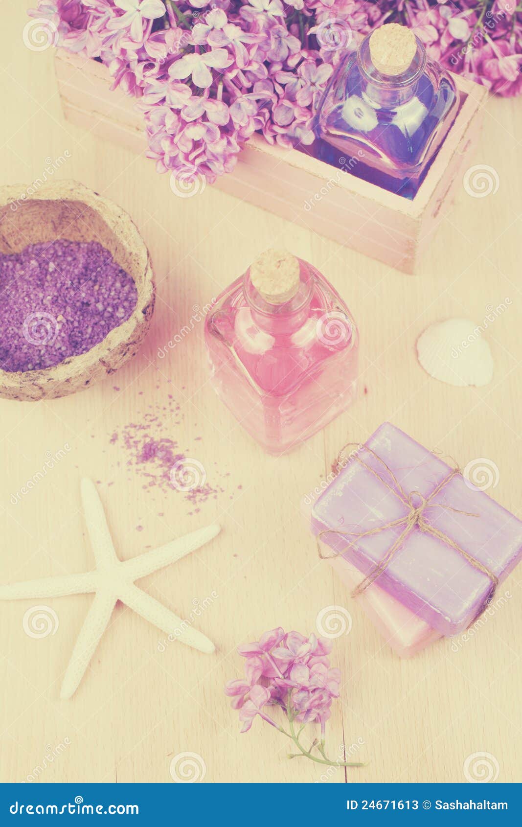 Bath set in vintage style stock image. Image of lily 24671613