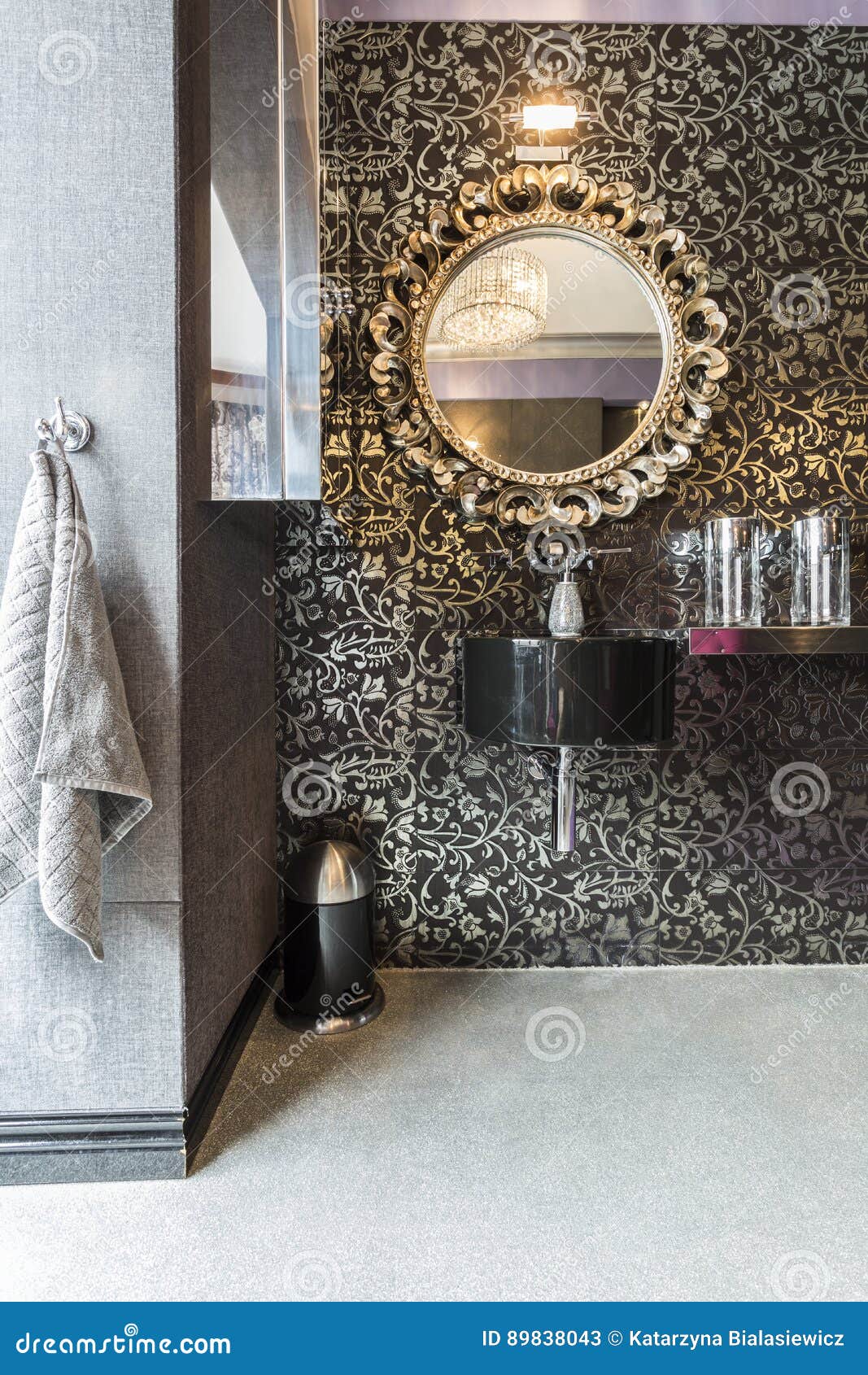 Bathroom With Pattern Wallpaper Sparkle Floor Stock Image Image