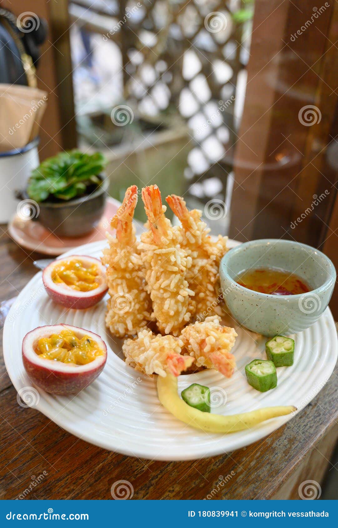 Batter Fried Prawns, Deep Fried Shrimp with Crispy Puffed Rice on the ...