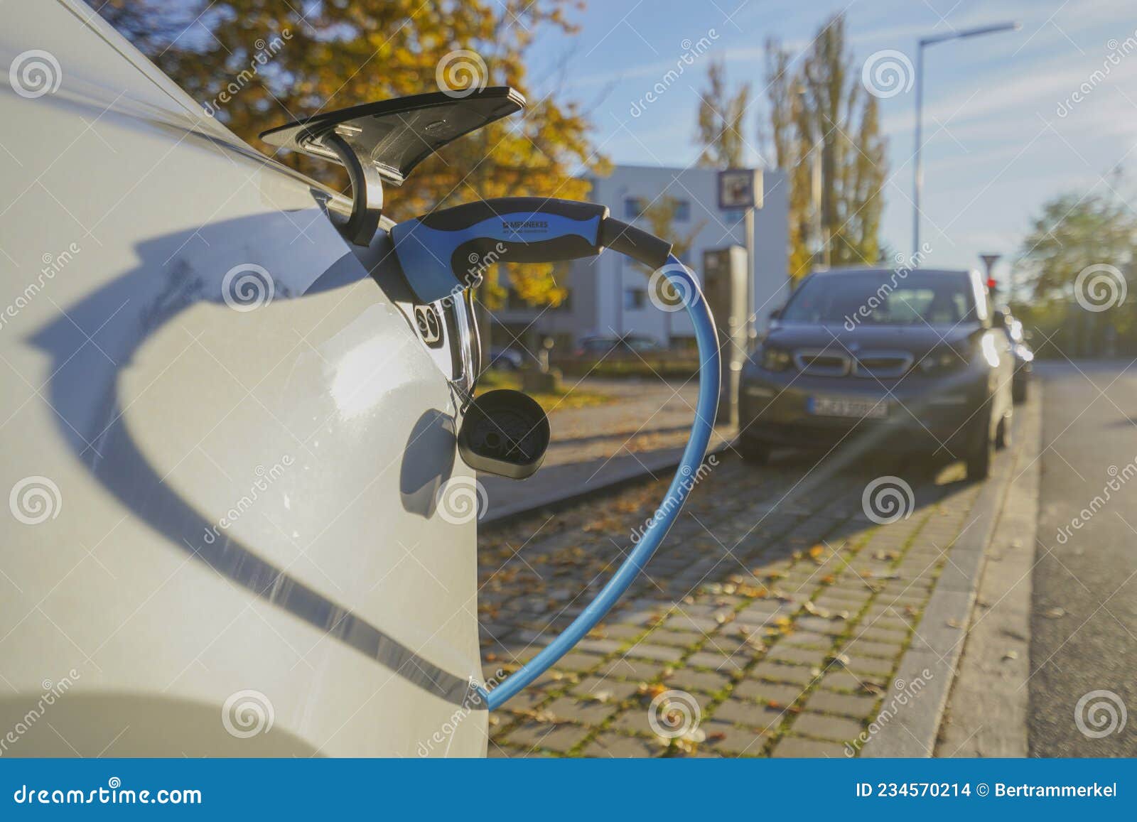 Batterie De Recharge De Voiture électrique à La Station De