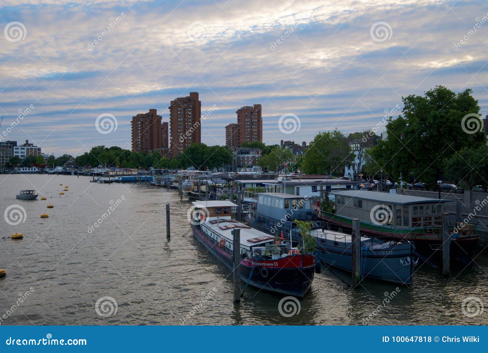 Batteries House Boats editorial stock photo. Image of tourism 100647818