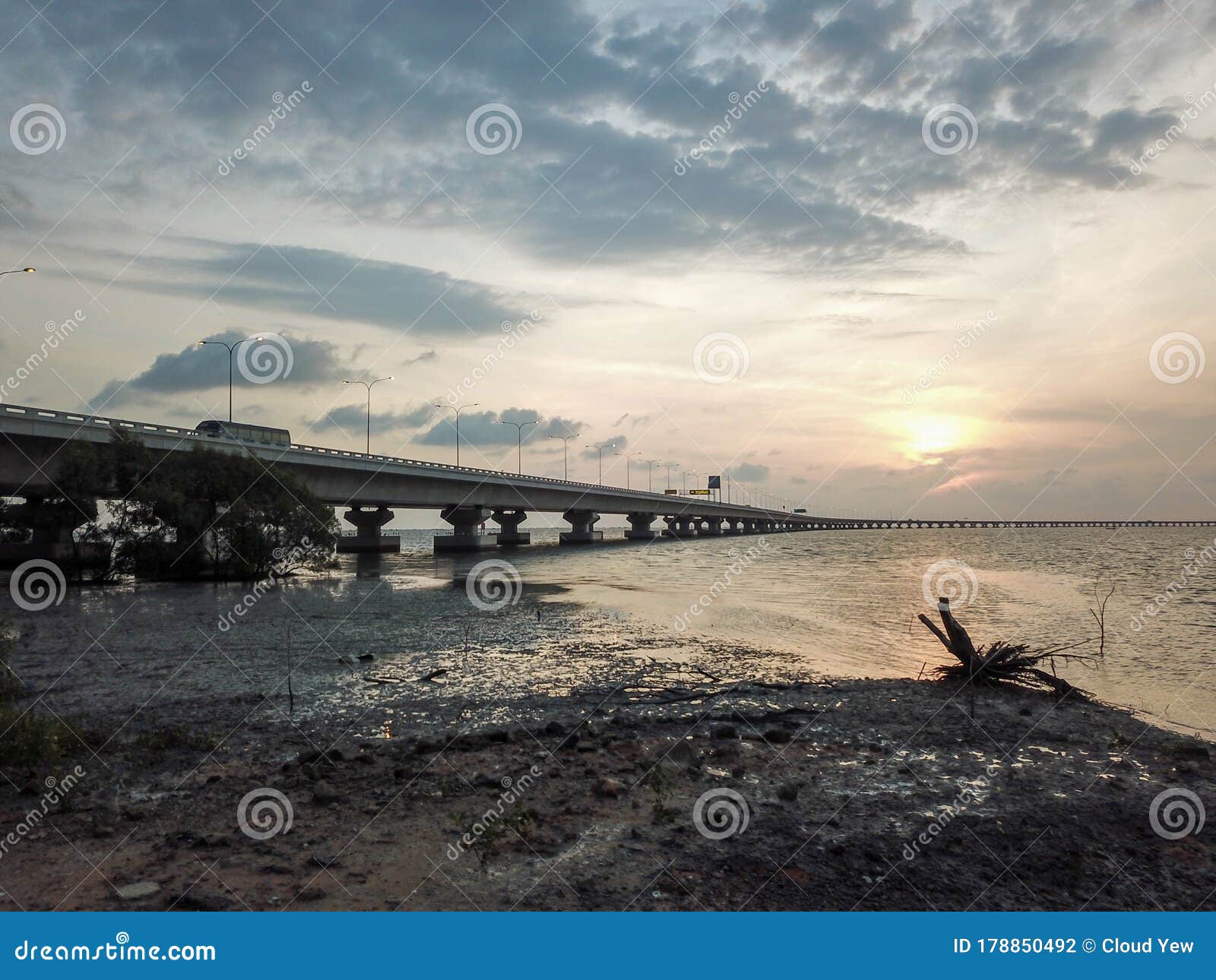 Sultan Abdul Halim Muadzam Shah Bridge Near Coastal Editorial Photography Image Of Asia Column 178850492