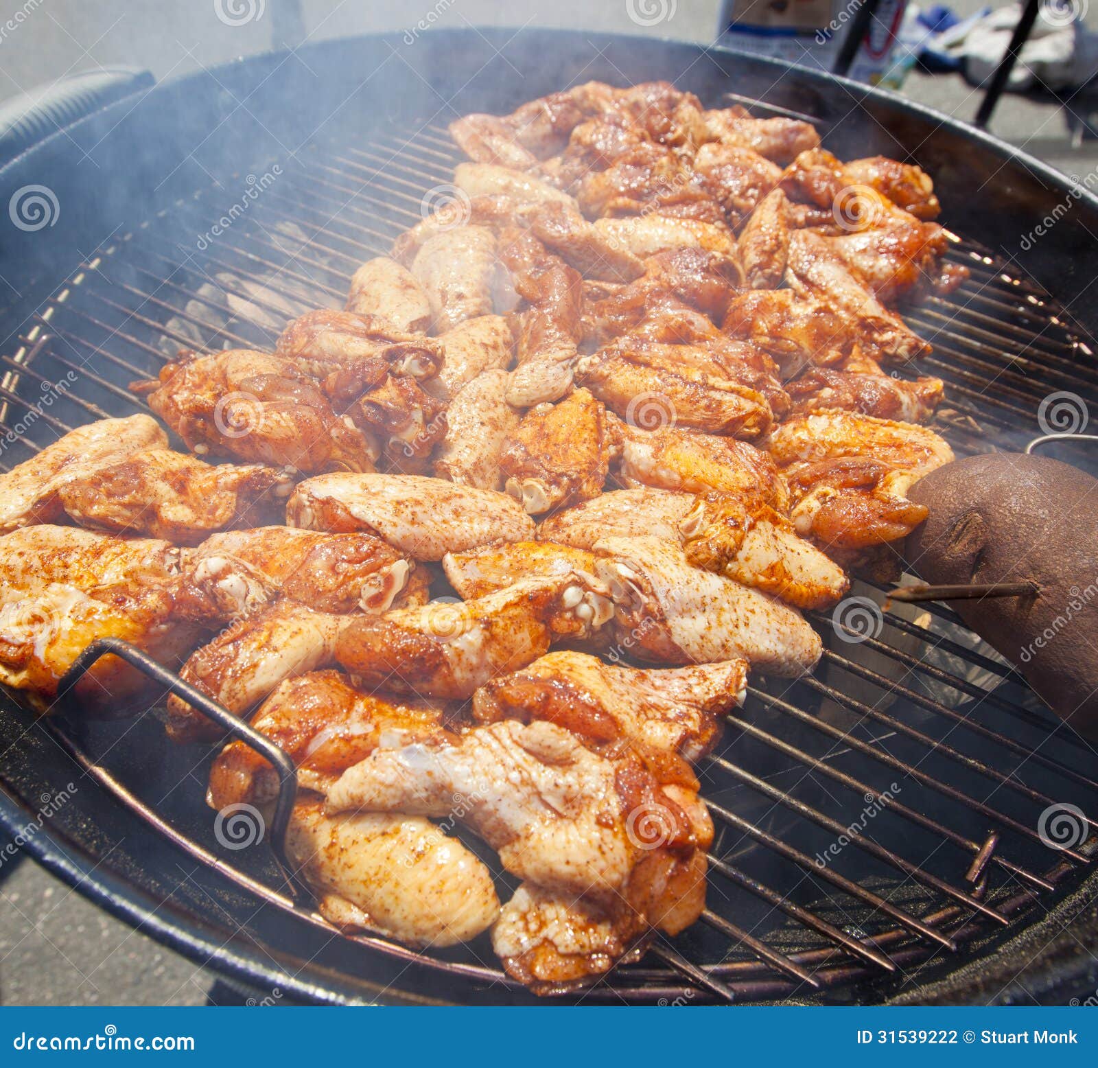 BBQ chicken wings stock photo. Image of drumsticks, barbeque 31539222