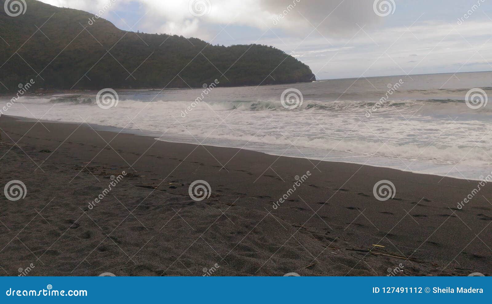 Beach stock photo. Image of zambales, resort, canoe 127491112