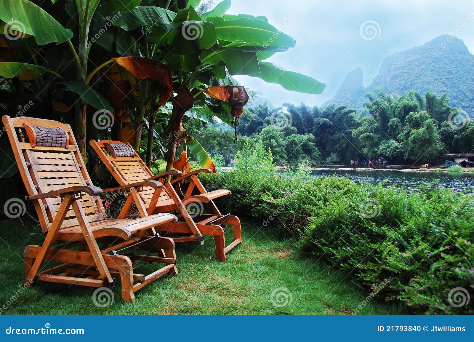 Beach Chairs at Resort stock photo. Image of chairs, relax 21793840