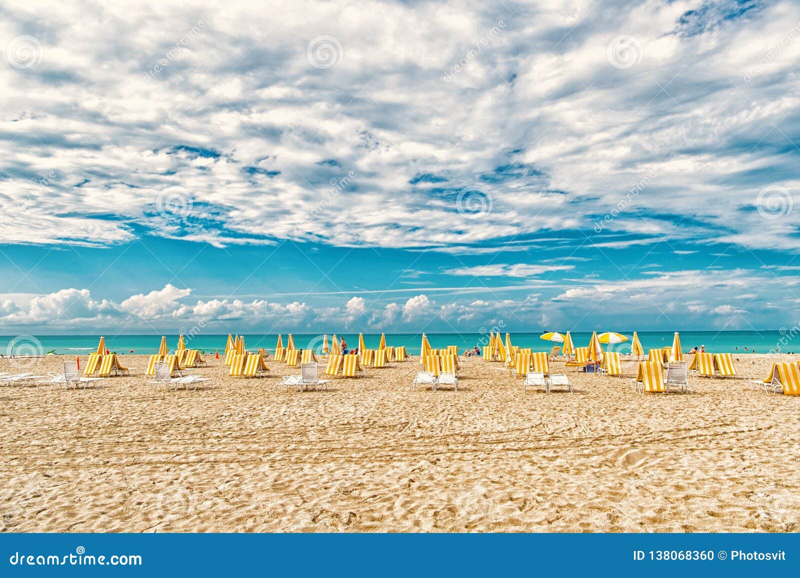 wanderlust beach chair