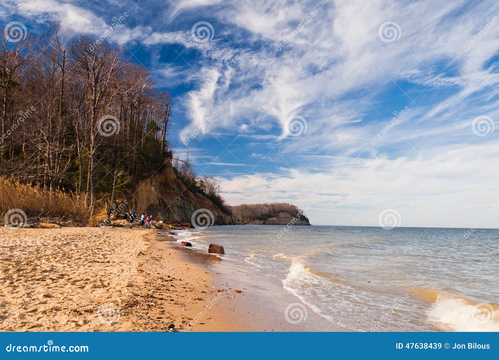 beach and cliffs on the chesapeake bay