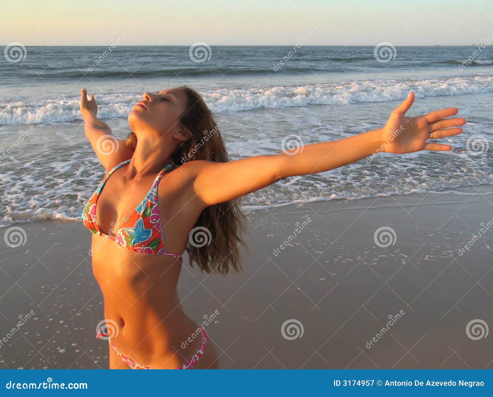 Brazilian Beach Girls