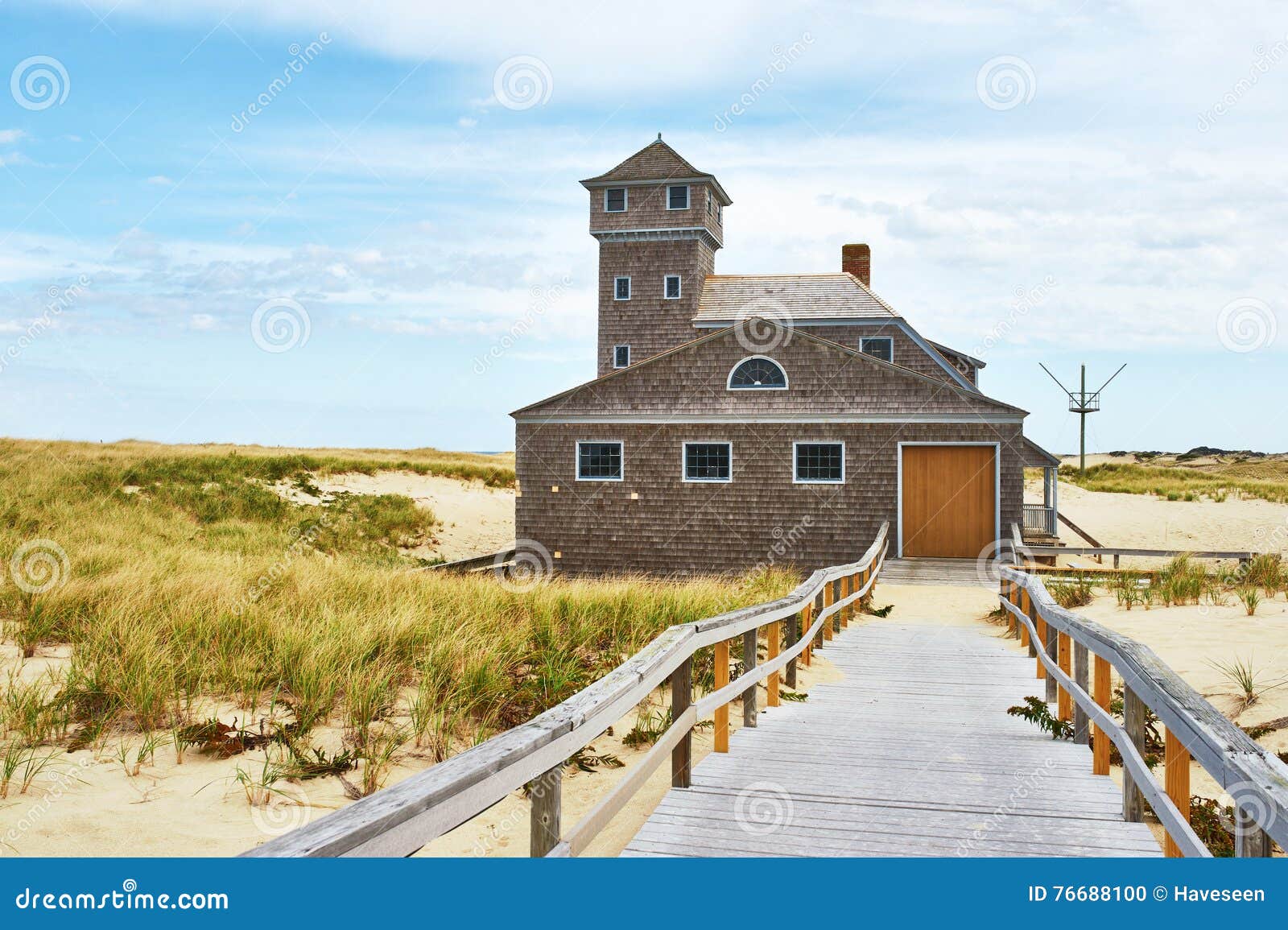 Beach house at Cape Cod stock photo. Image of coast, vacation 76688100