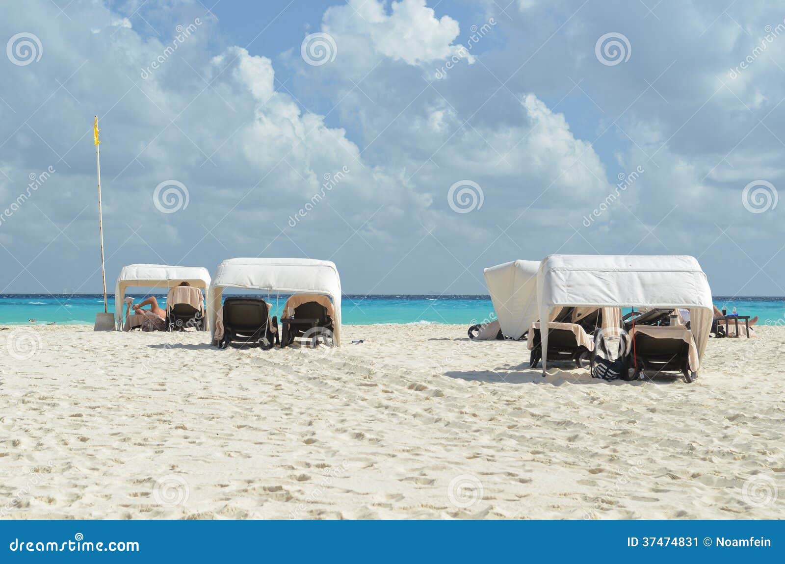 beach of playa del carmen