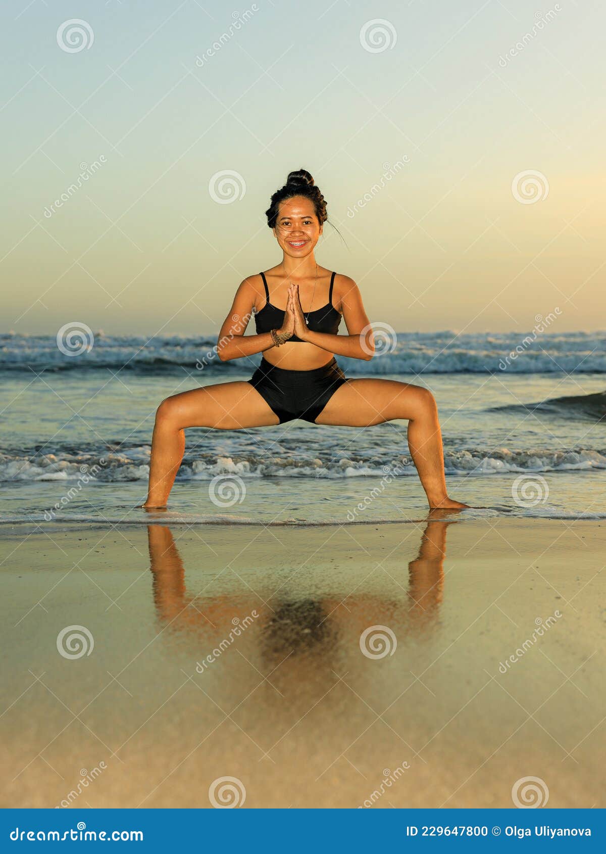 447 Goddess Pose Yoga Stock Photos, High-Res Pictures, and Images - Getty  Images