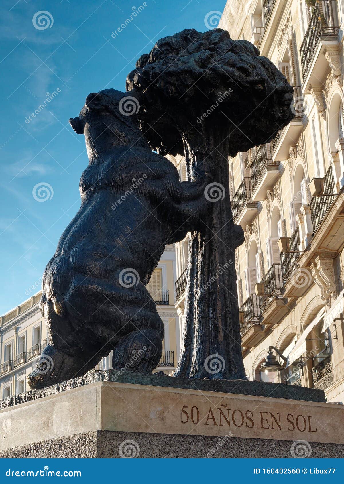 the bear  of madrid. statue of the bear and the strawberry tree oso y el madrono spain