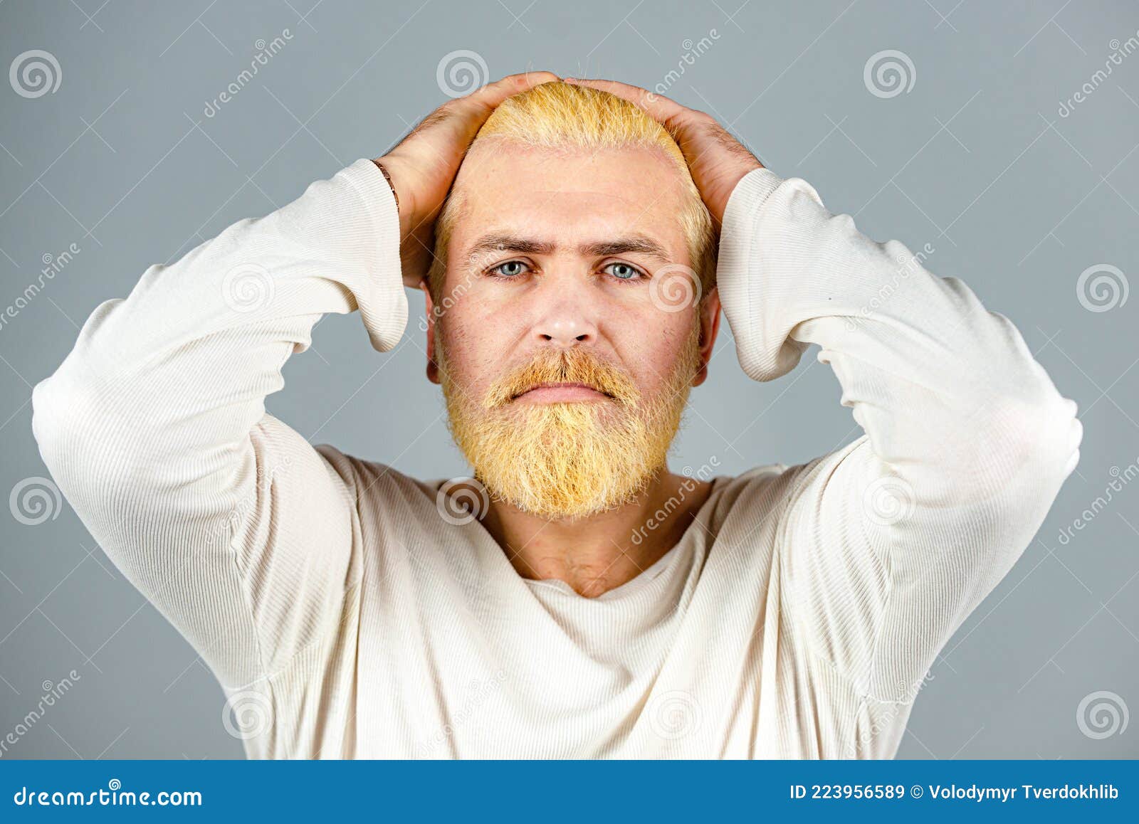 Blonde man with long beard - wide 4
