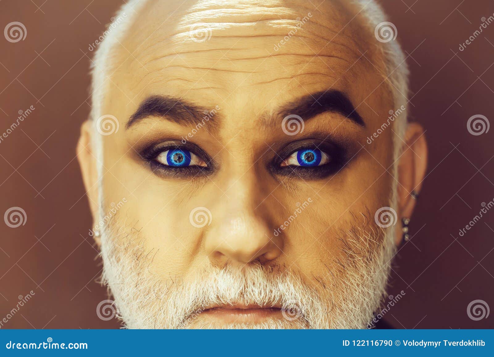 Blue-haired grandfather - wide 3