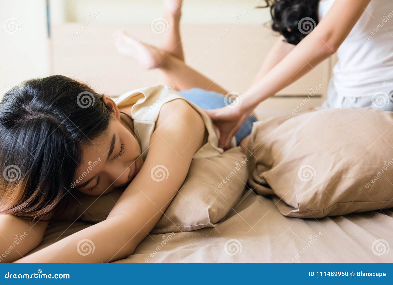 Asian Lesbian Sleep