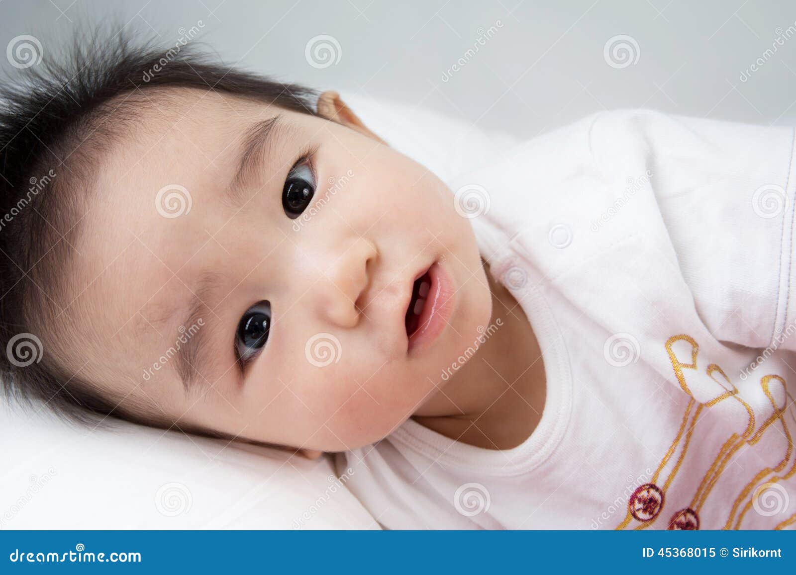 Beau Bebe Mignon Asiatique De Sourire Image Stock Image Du Visage Bonheur