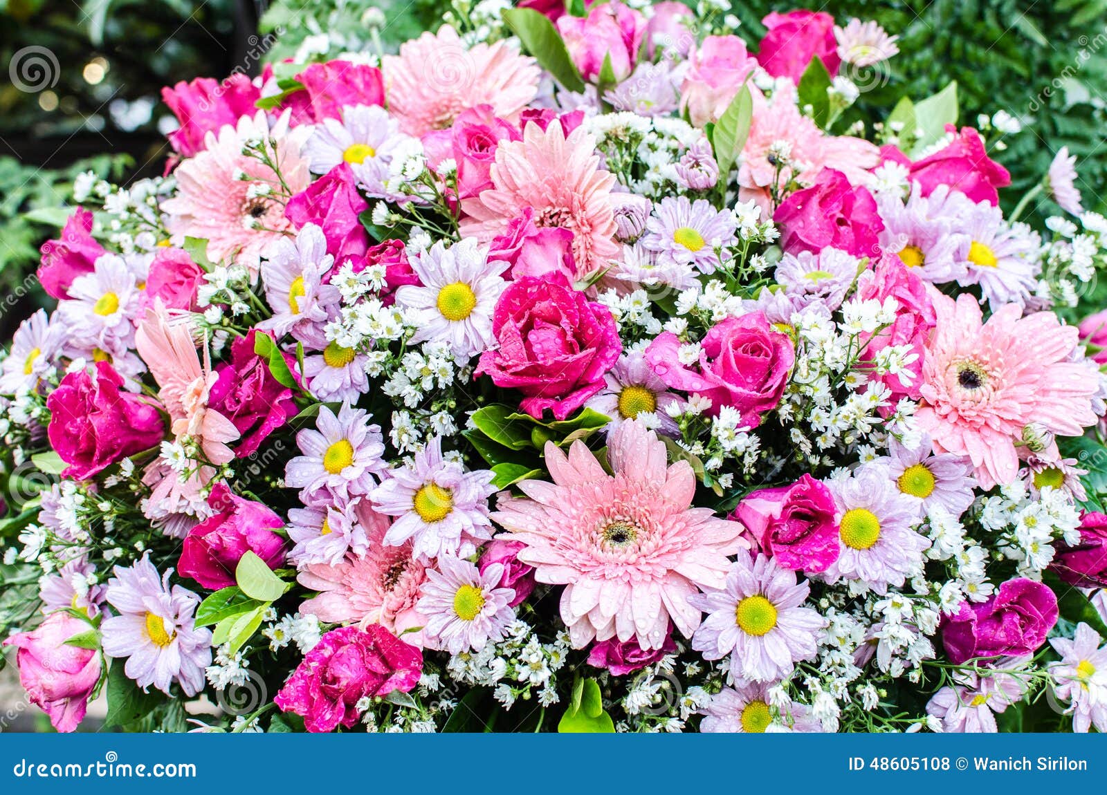 Beau Bouquet Des Fleurs Pour La Cérémonie De Mariage Photo stock - Image du  vert, baisse: 48605108