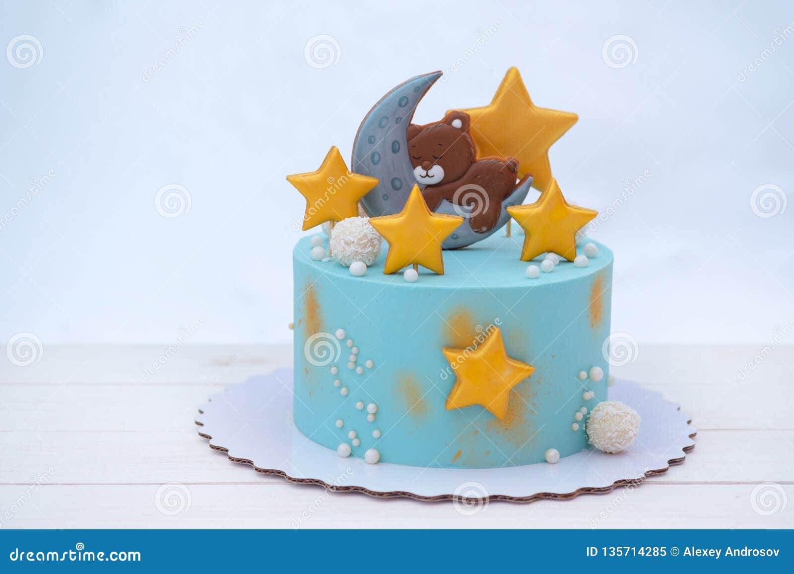 Beau Gateau Pour L Anniversaire Du Bebe Avec Un Ours Les Etoiles Et La Lune Image Stock Image Du Gateau Etoiles Beau Gateau Pour L Anniversaire Du Bebe Avec Un Ours Les Etoiles Et La Lune Image Stock Image Du Gateau Etoiles