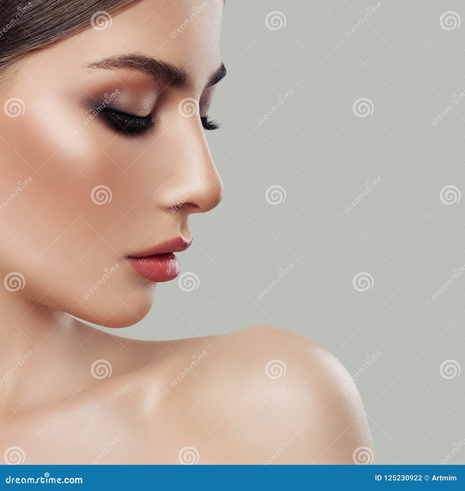 Beau Visage Profil Femelle Portrait De Femme Photo Stock Image Du Femelle Plastique Beau Visage Profil Femelle Portrait De Femme Photo Stock Image Du Femelle Plastique