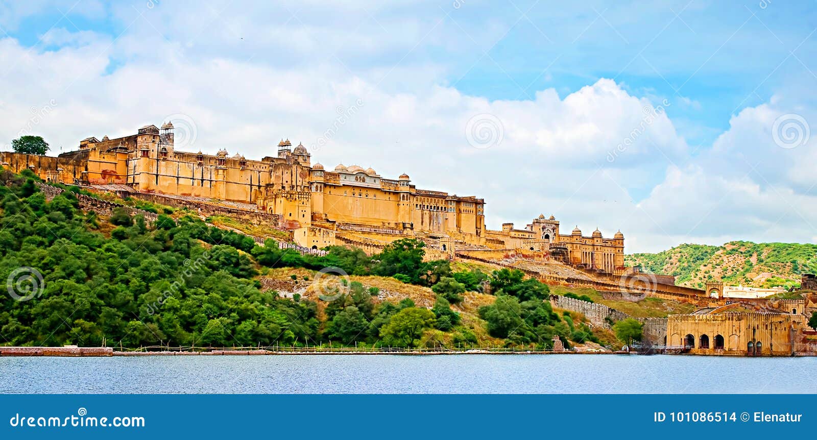 beautiful amber fort, jaipur, rajasthan, india.