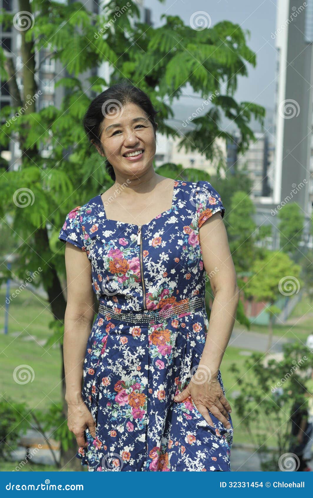 Asian Mature Photo