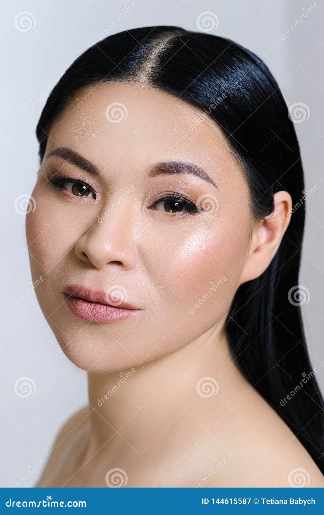 Nude Makeup Asian