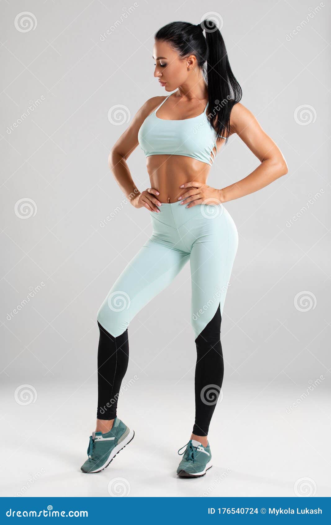 girl in sexy leggings