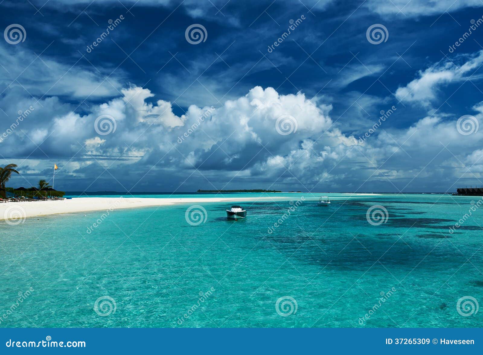 beautiful beach with sandspit at maldives