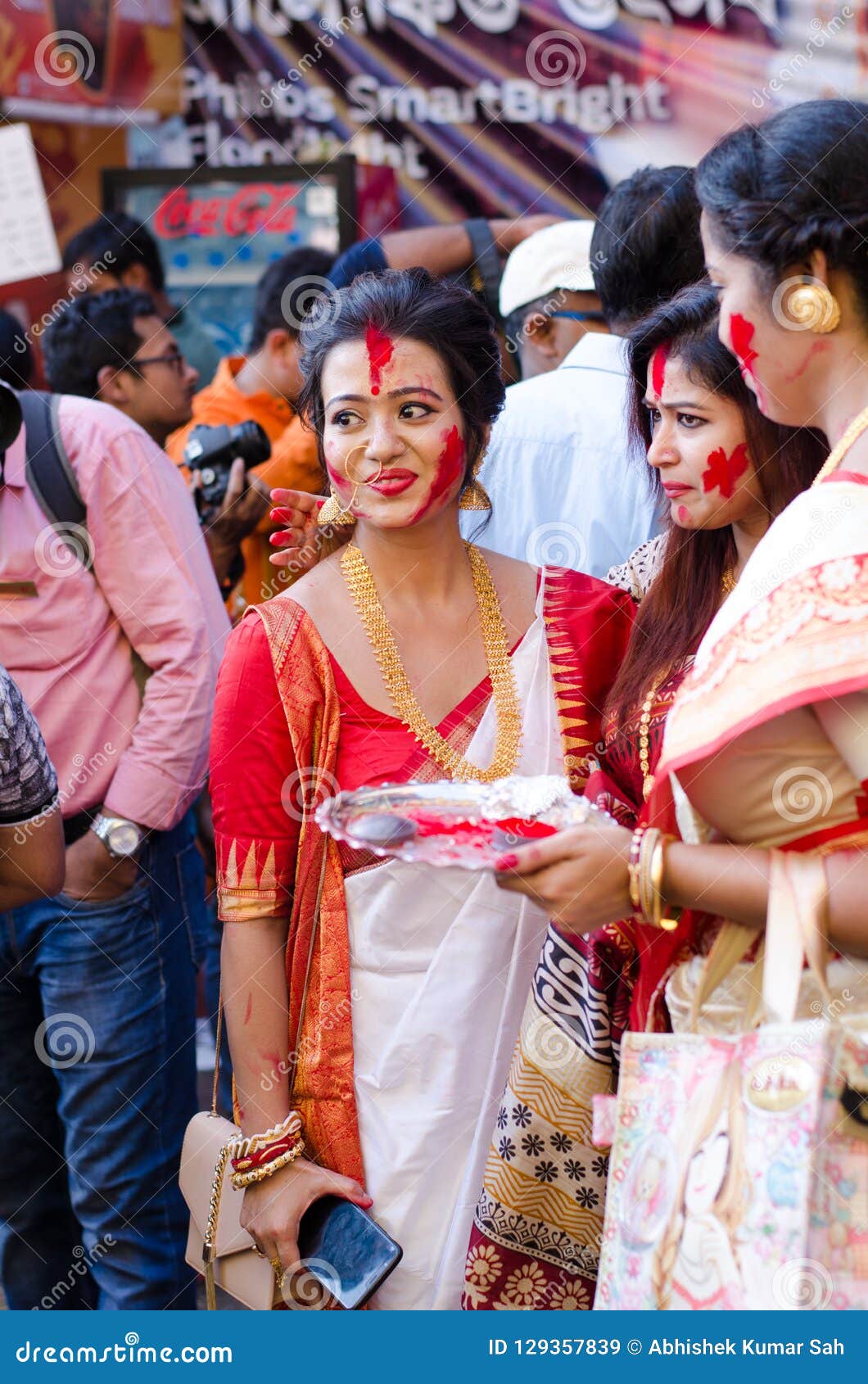 beautiful-bengali-girl-wearing-traditional-saree-jewellery-occasionan-vijya-dashmi-129357839.jpg